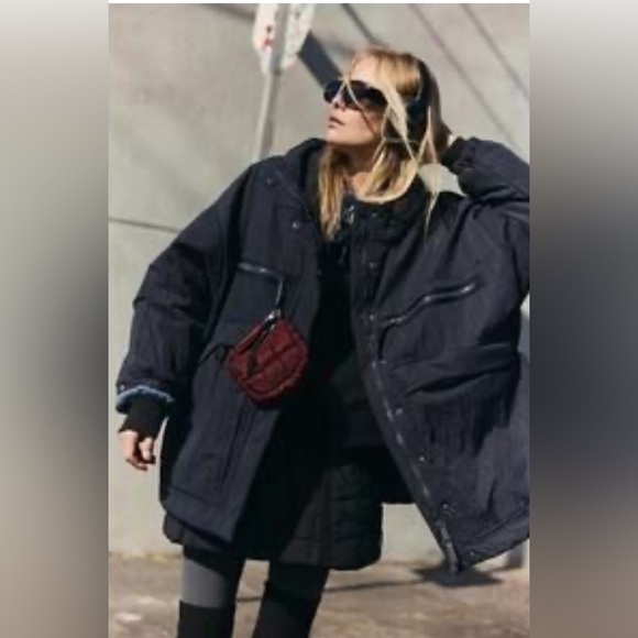 FP MOVEMENT NWT BILLIE BOXY UTILITY PUFFER JACKET OVERSIZED XS/S $248 BLACK - Picture 2 of 6